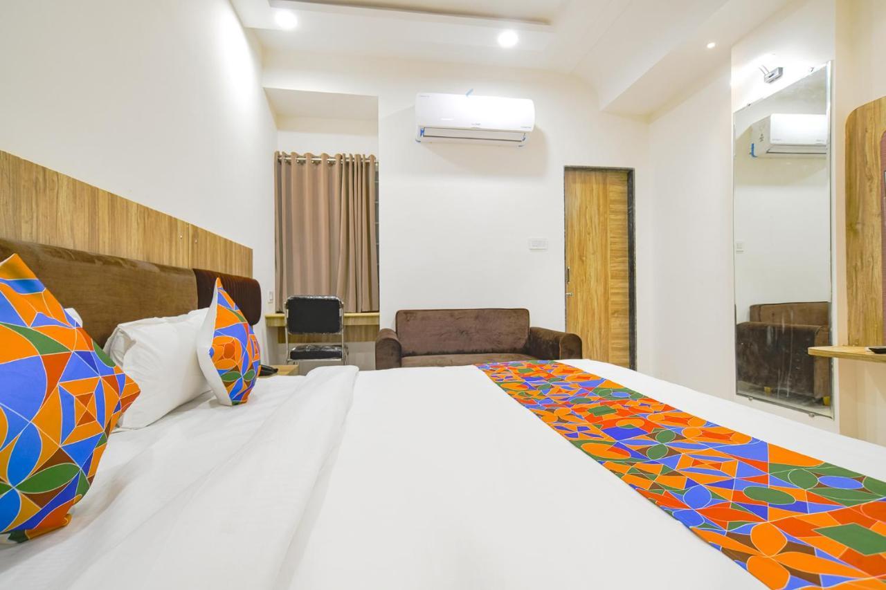 Hotel Fabhotel Suraj Kunj 3*