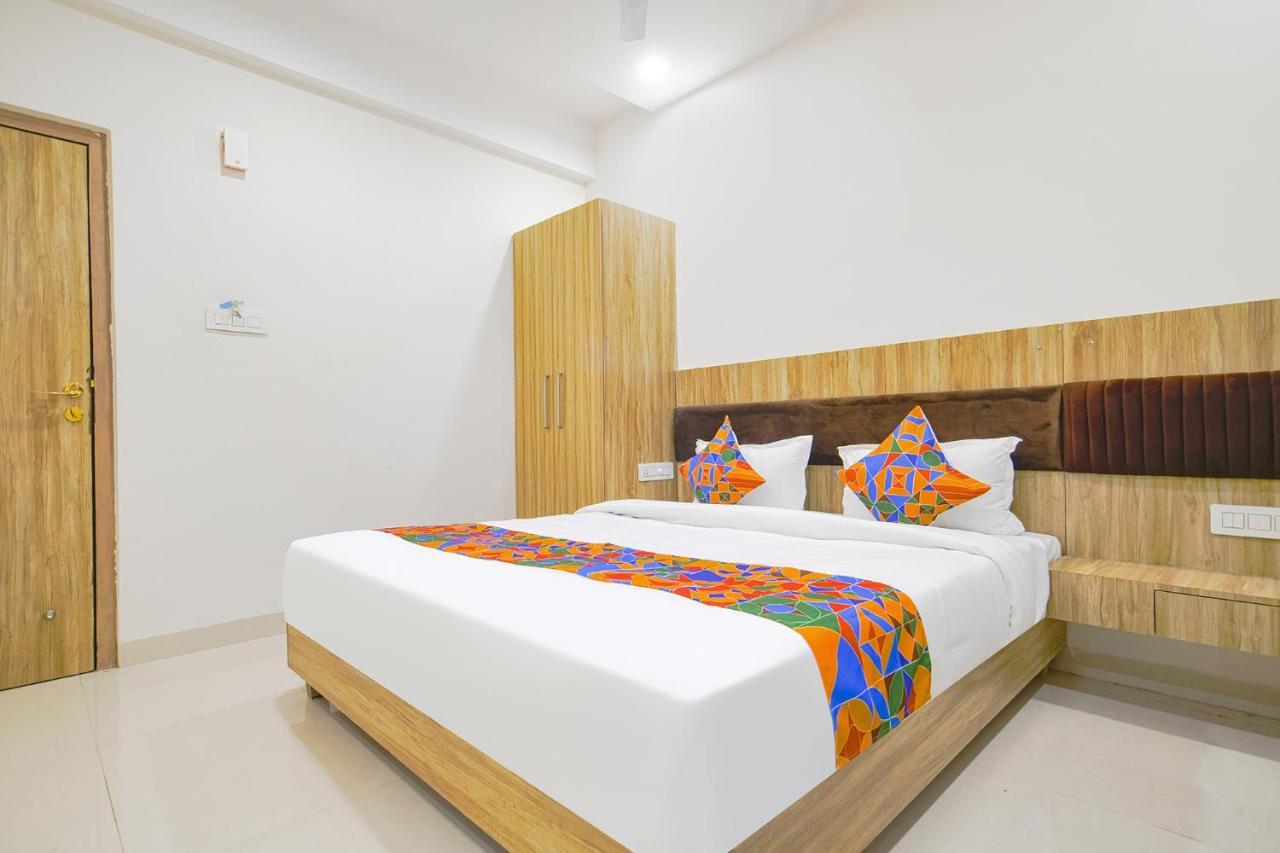 Hotel Fabhotel Suraj Kunj Indore